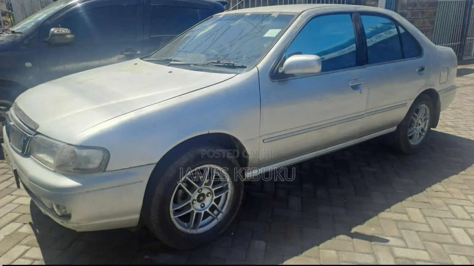 Nissan Sunny 1999 Silver