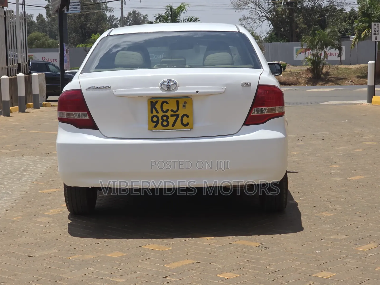 Toyota Axio 2009 White