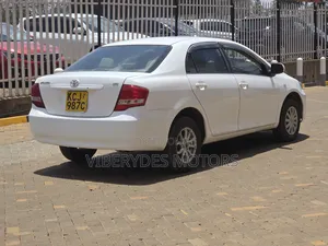 Toyota Axio 2009 White