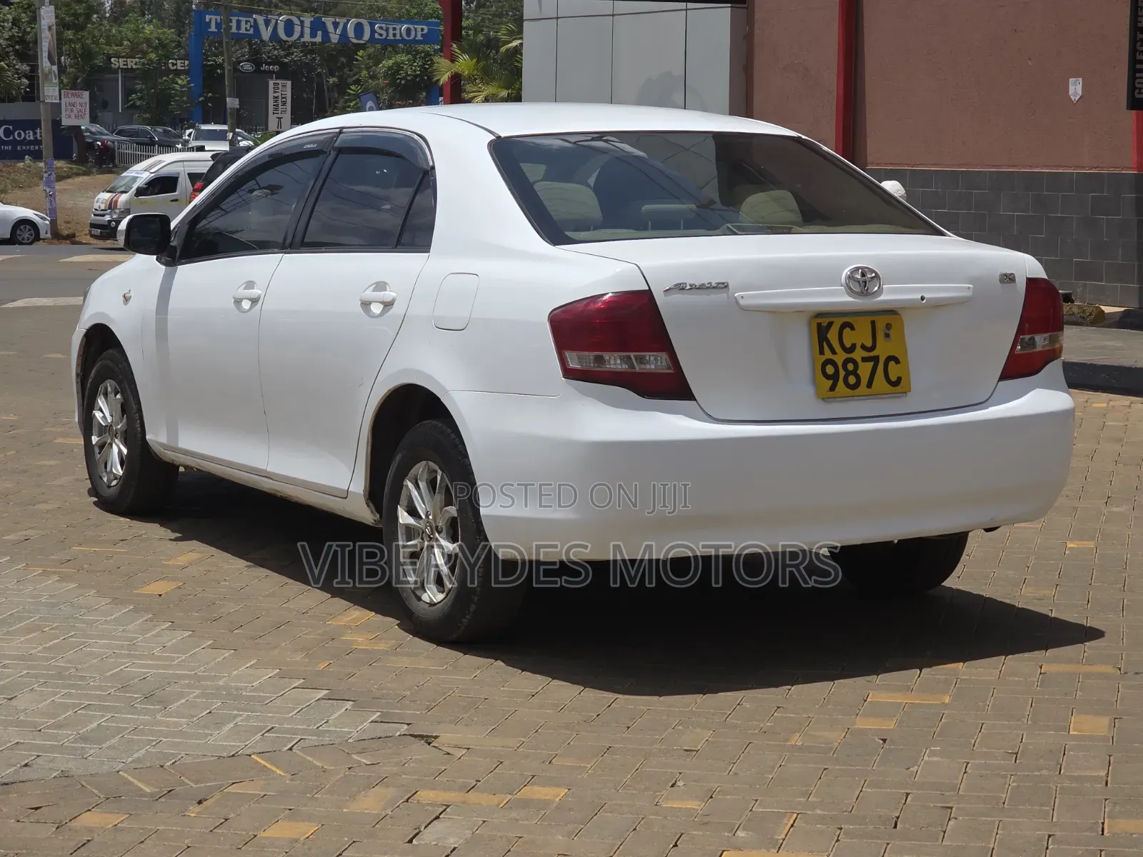 Toyota Axio 2009 White