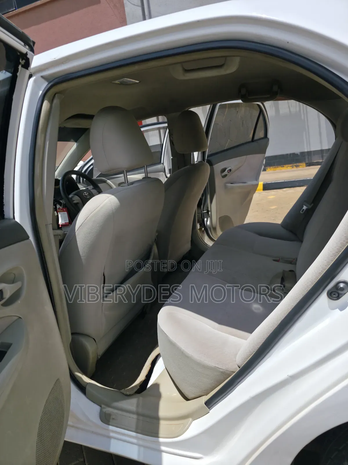 Toyota Axio 2009 White