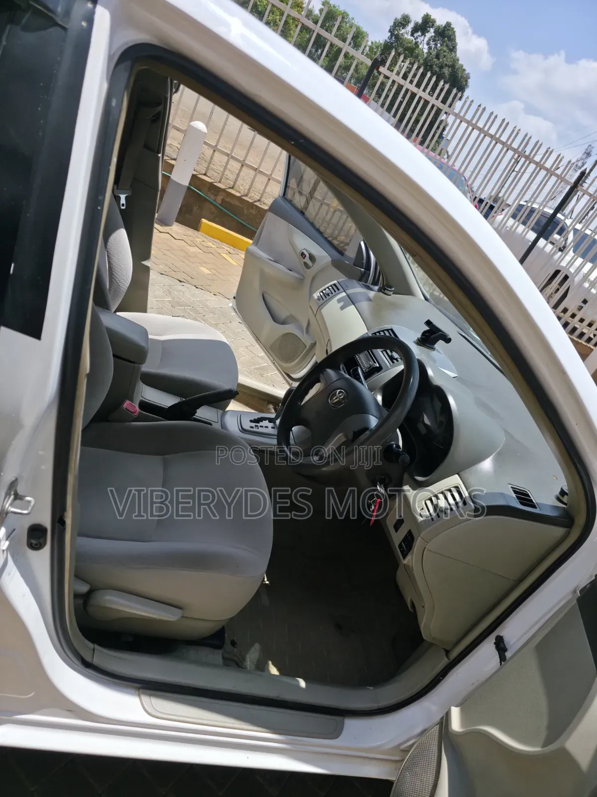 Toyota Axio 2009 White
