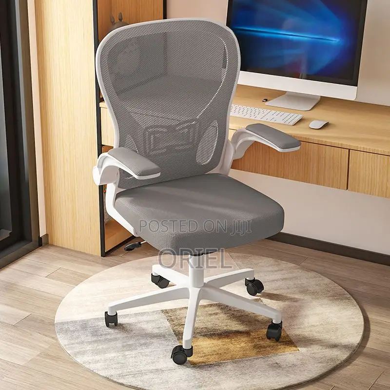 Office Chair : Gray Adjustable Mesh Staff Chair