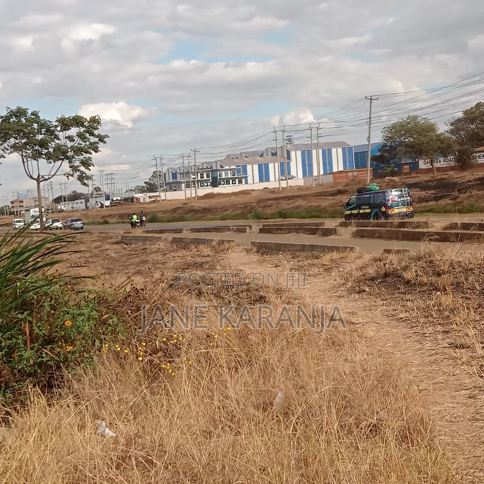 2.5 Acres at 120M and 1.5 Acres at 90M Touching Thika Garissa Road
