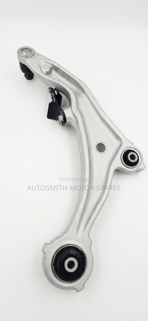 Nissan Murano Z51 Suspension Arm Complete