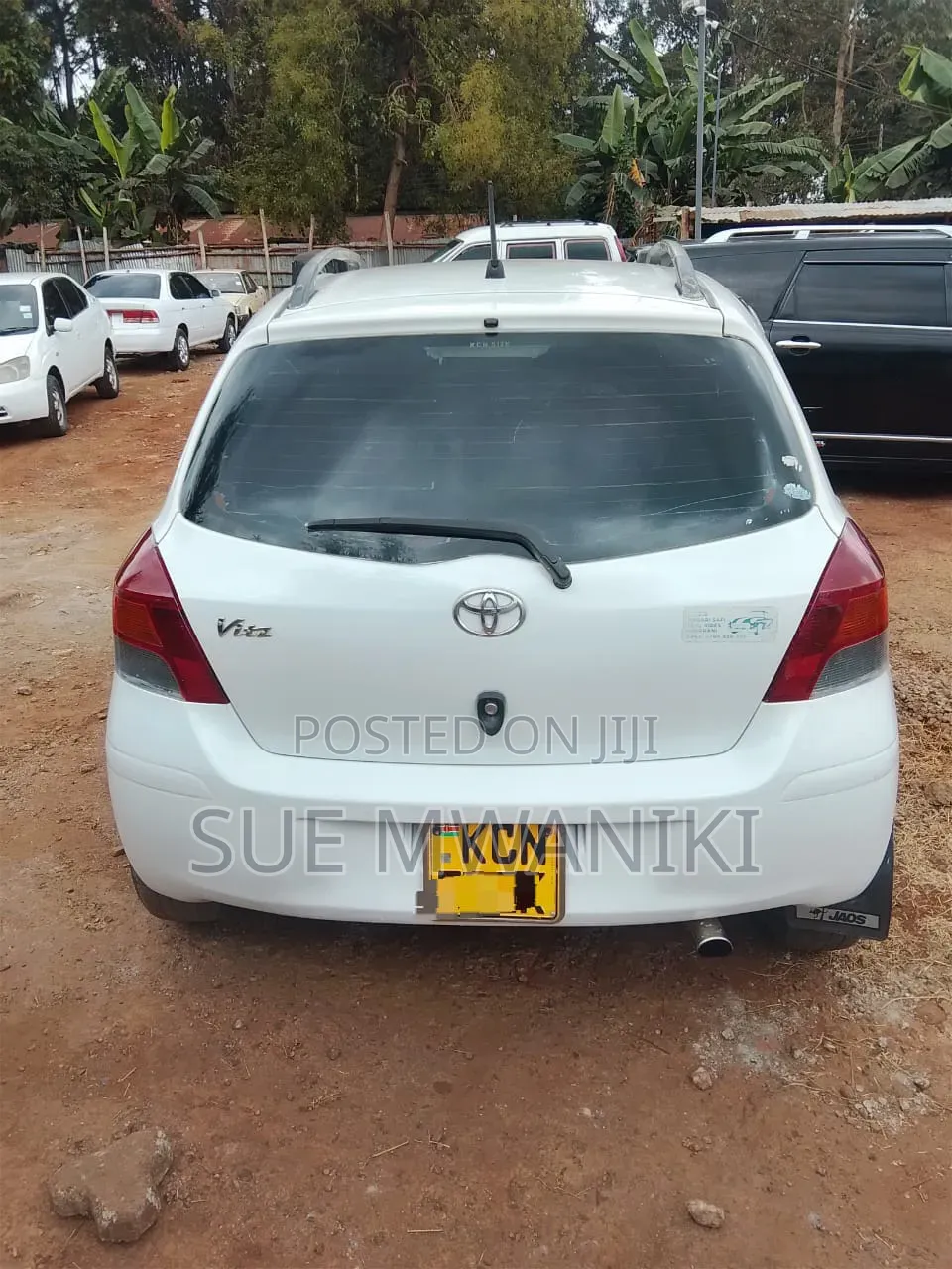Toyota Vitz 2009 White