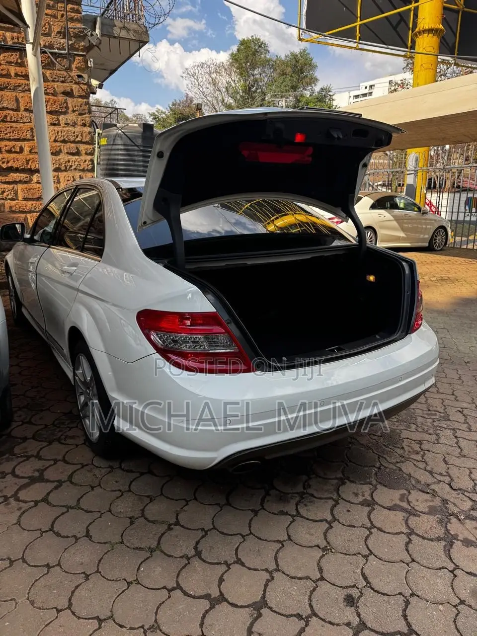 Mercedes-Benz C200 2008 Pearl