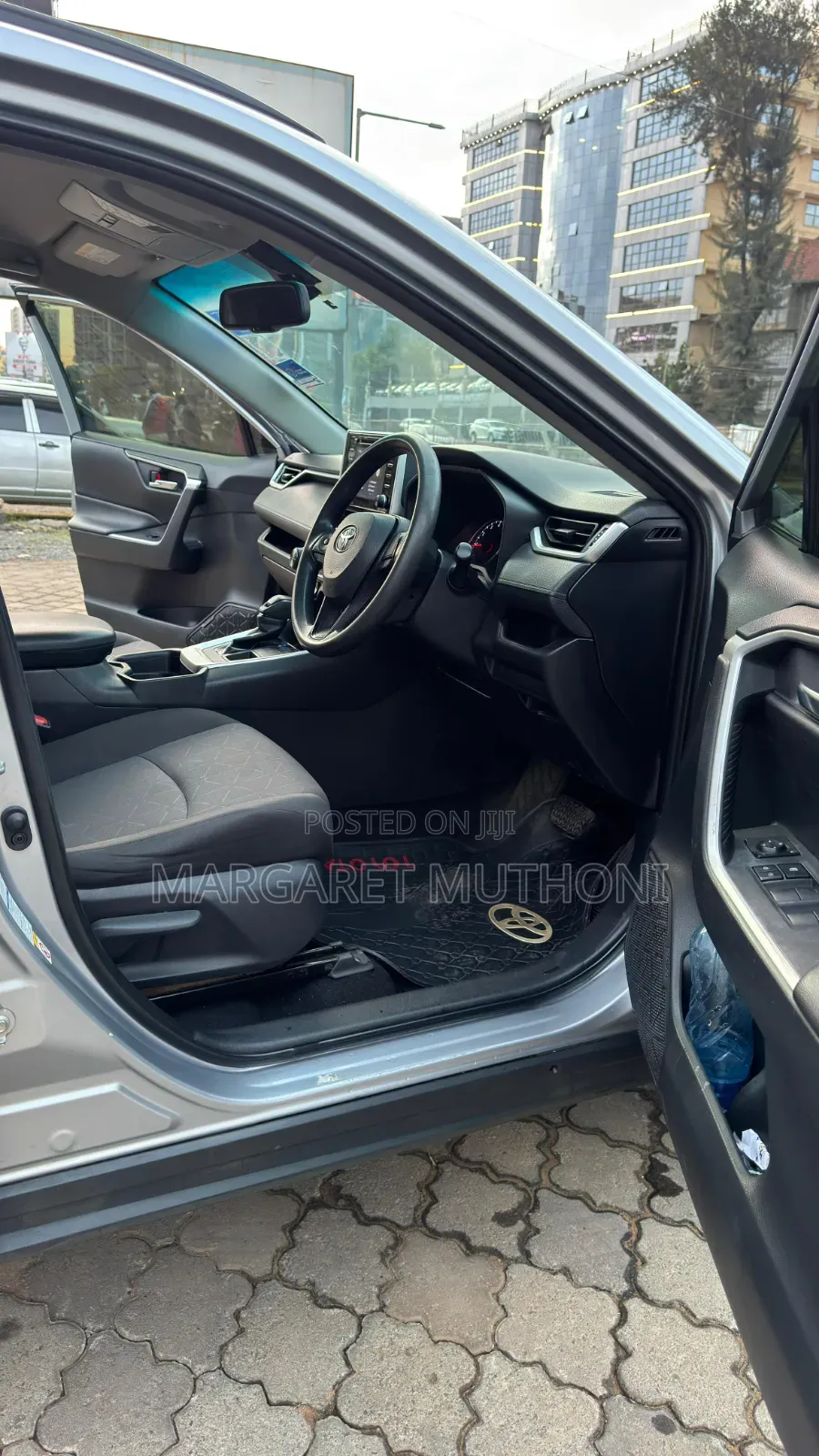 Toyota RAV4 2019 Silver