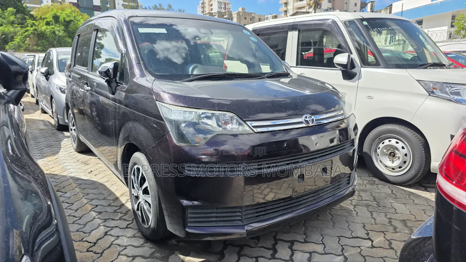 Toyota Spade 2019 Purple