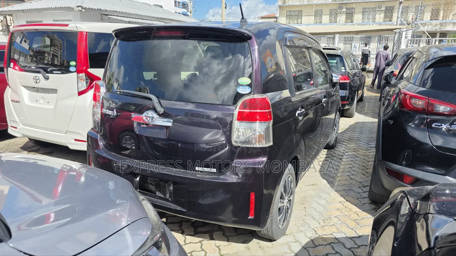Toyota Spade 2019 Purple