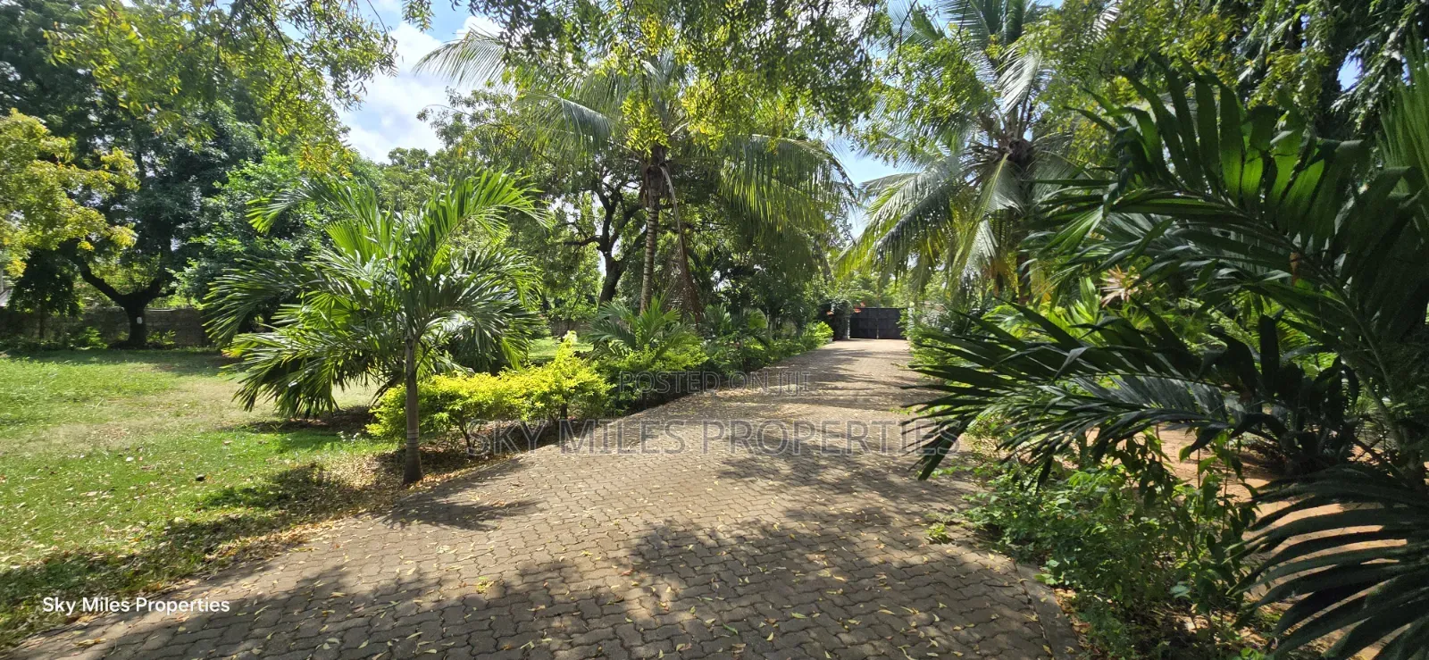 4bdrm Maisonette in Kikambala for sale