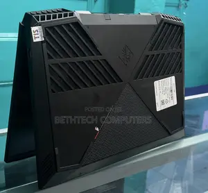 New Laptop HP Omen 15 16GB Intel Core i7 SSD 1T
