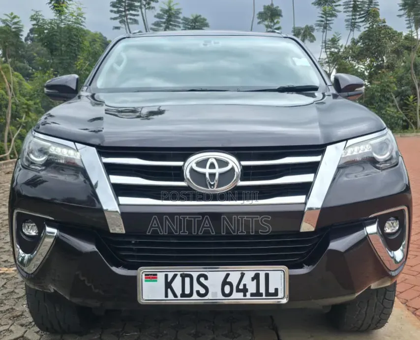 Toyota Fortuner 2.5 D AWD 2018 Black