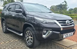 Toyota Fortuner 2.5 D AWD 2018 Black