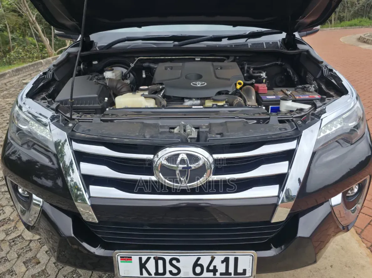 Toyota Fortuner 2.5 D AWD 2018 Black