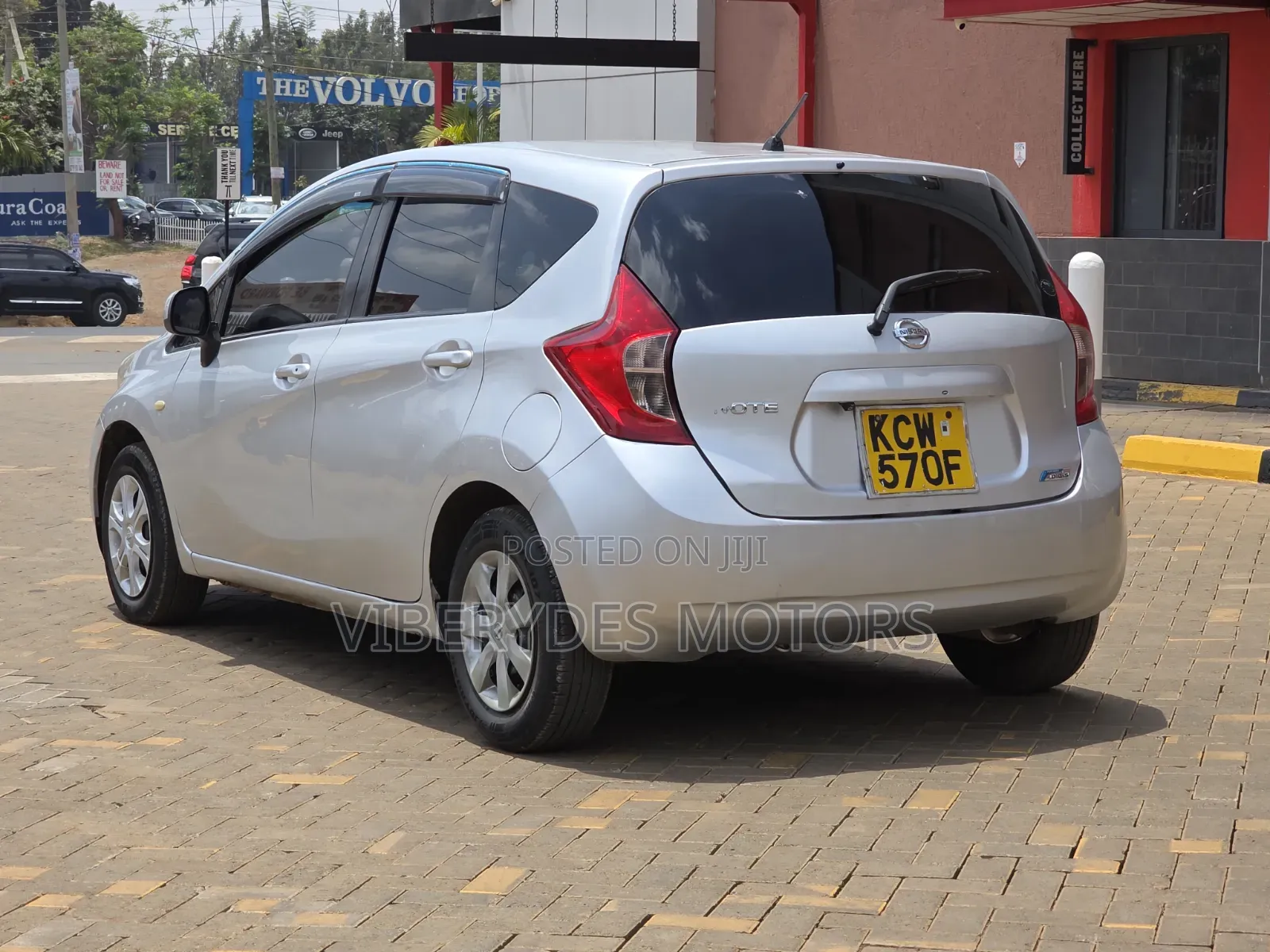 Nissan Note 2012 Silver