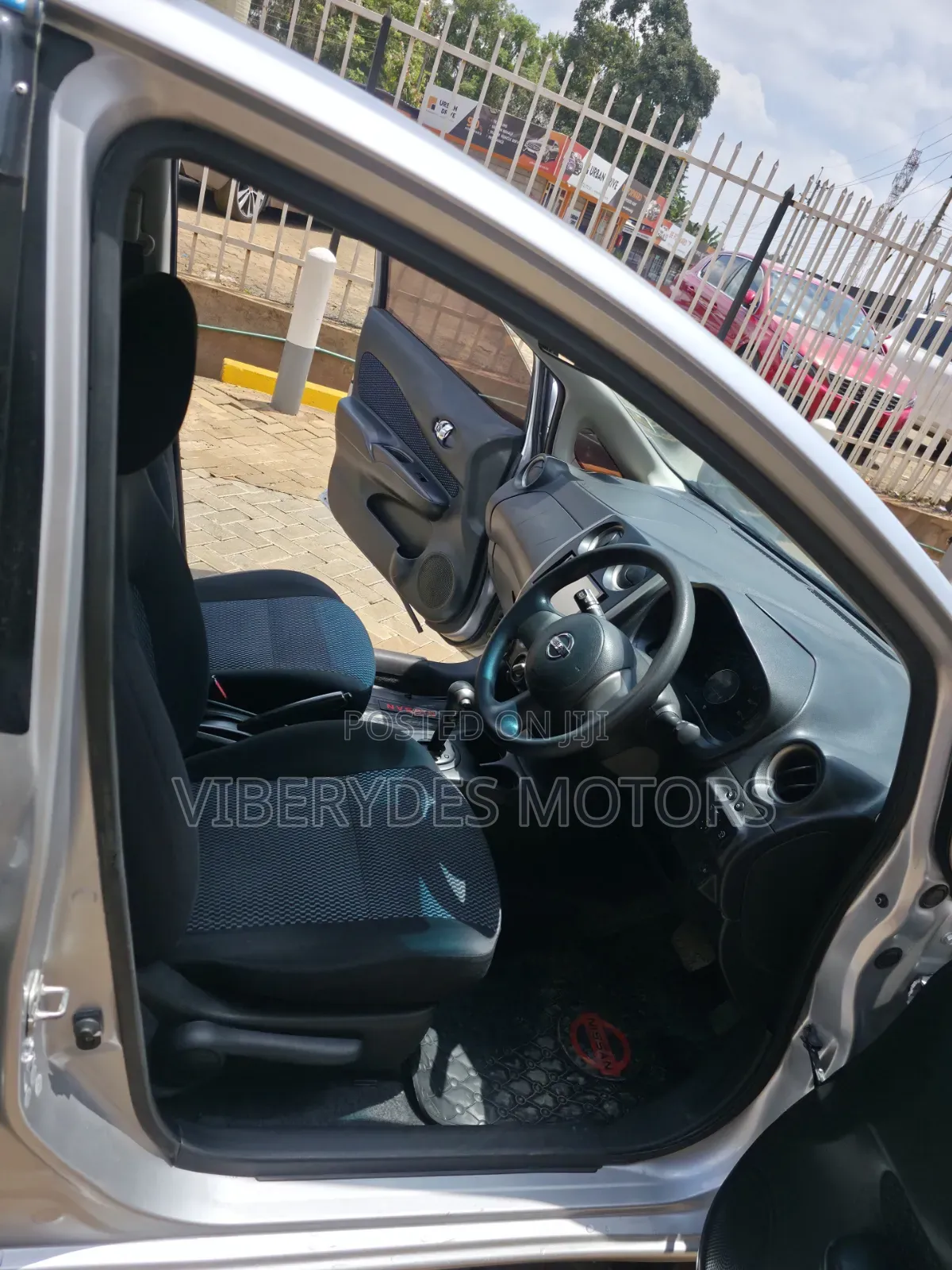Nissan Note 2012 Silver