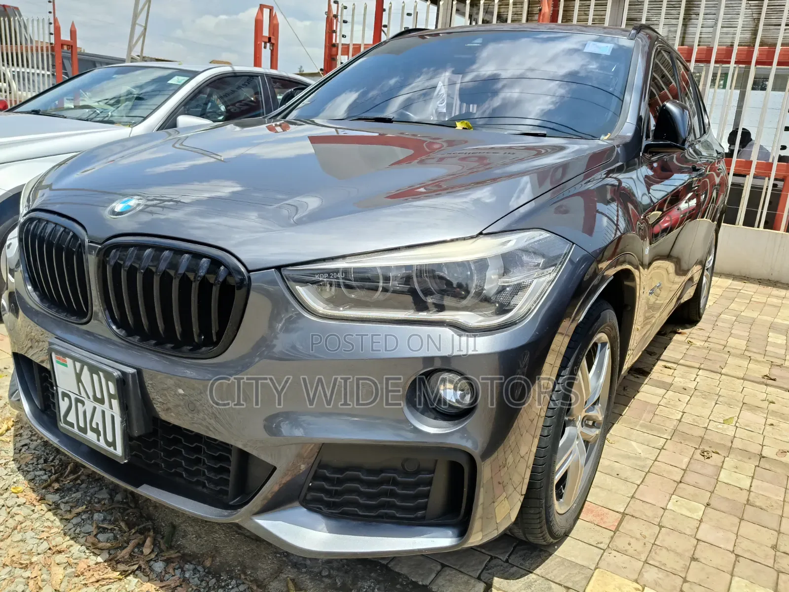 BMW X1 xDrive28i AWD 2016 Gray