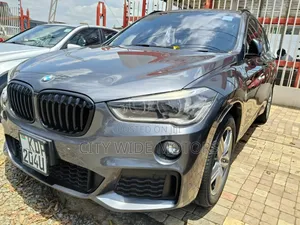 BMW X1 xDrive28i AWD 2016 Gray
