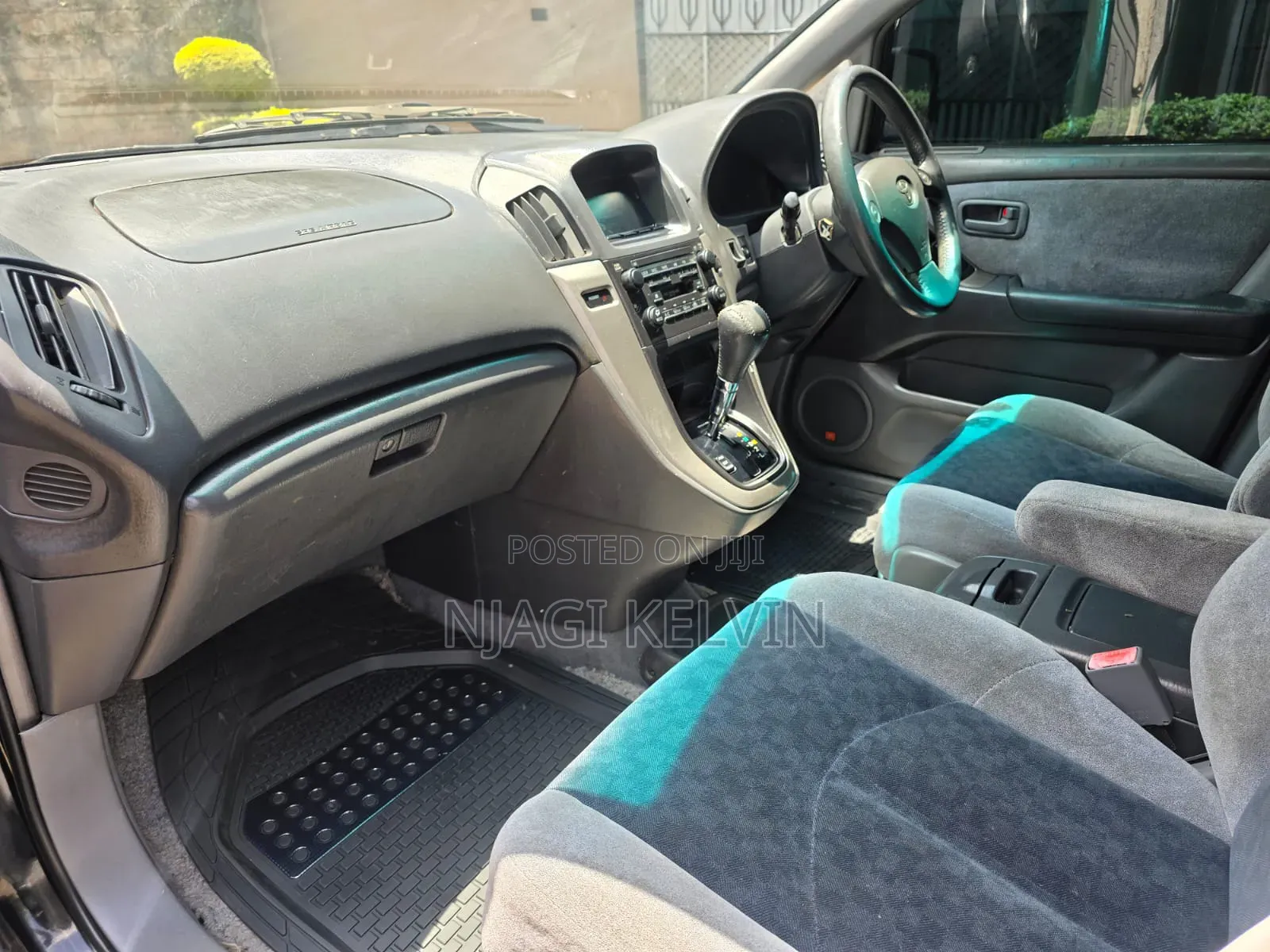 Toyota Harrier 3.0 V6 4WD 2002 Black