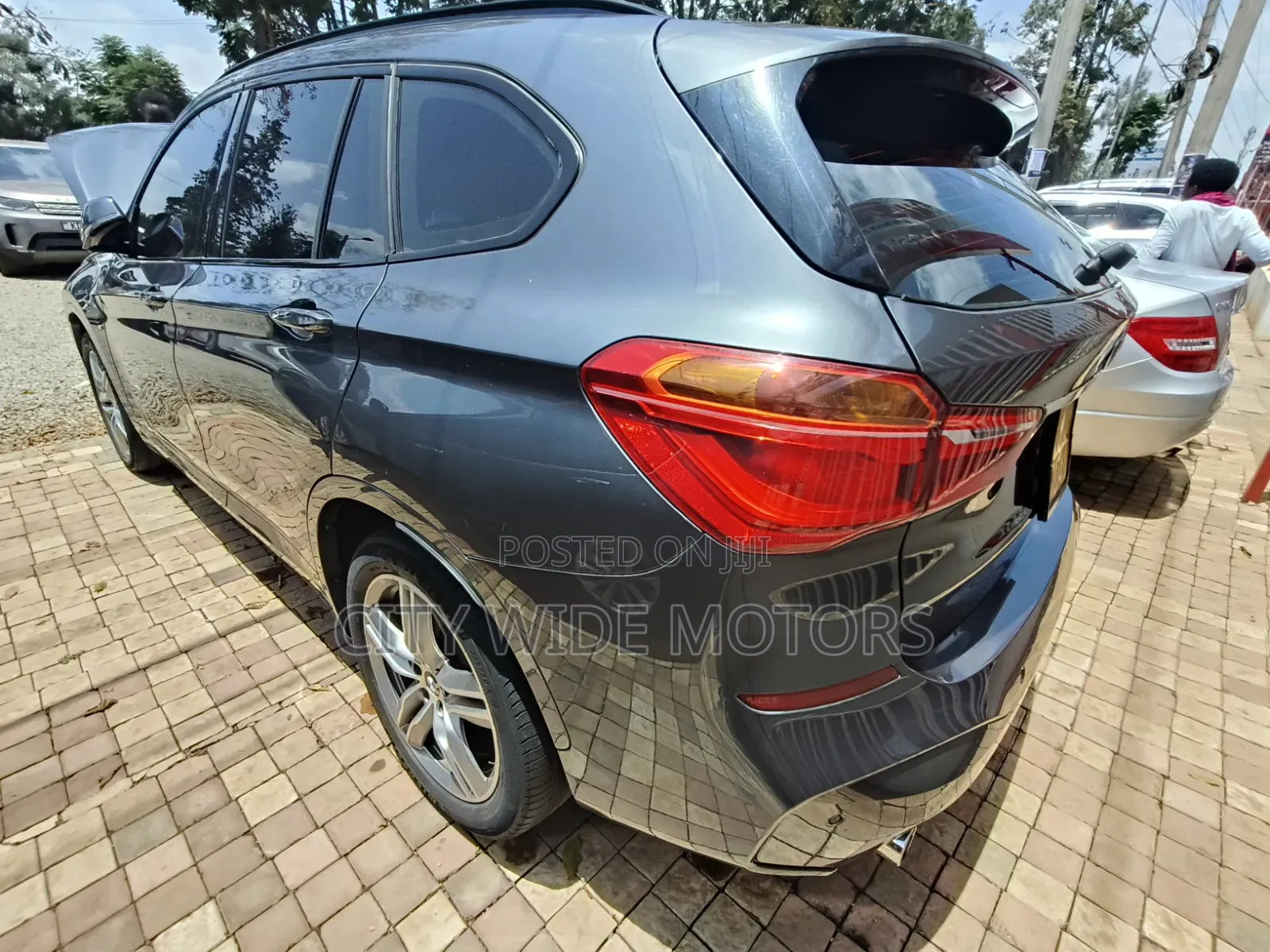 BMW X1 xDrive28i AWD 2016 Gray