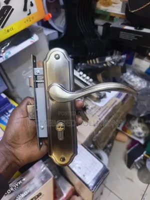 Moment Lock 5878 ,,,