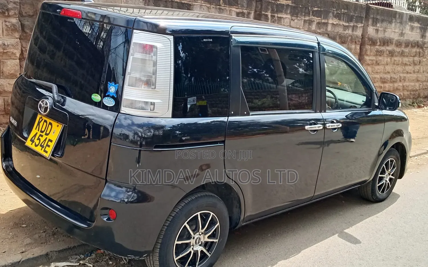 Toyota Sienta 2014 Black