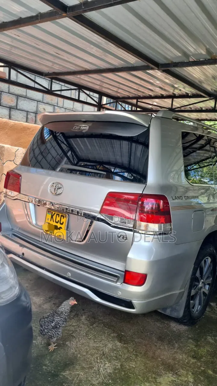 Toyota Land Cruiser 2008 Silver