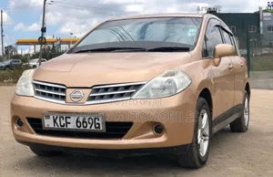 Nissan Tiida 2009 Brown