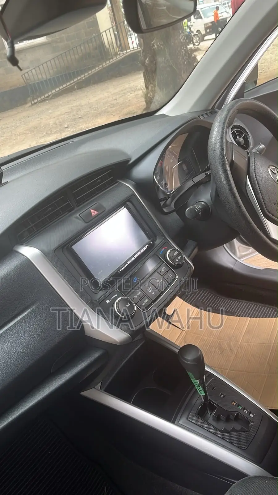 Toyota Corolla Fielder 2019 Silver