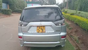 Mitsubishi Outlander 2011 Silver