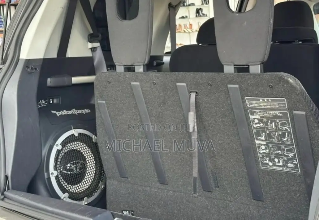 Mitsubishi Outlander 2011 Silver
