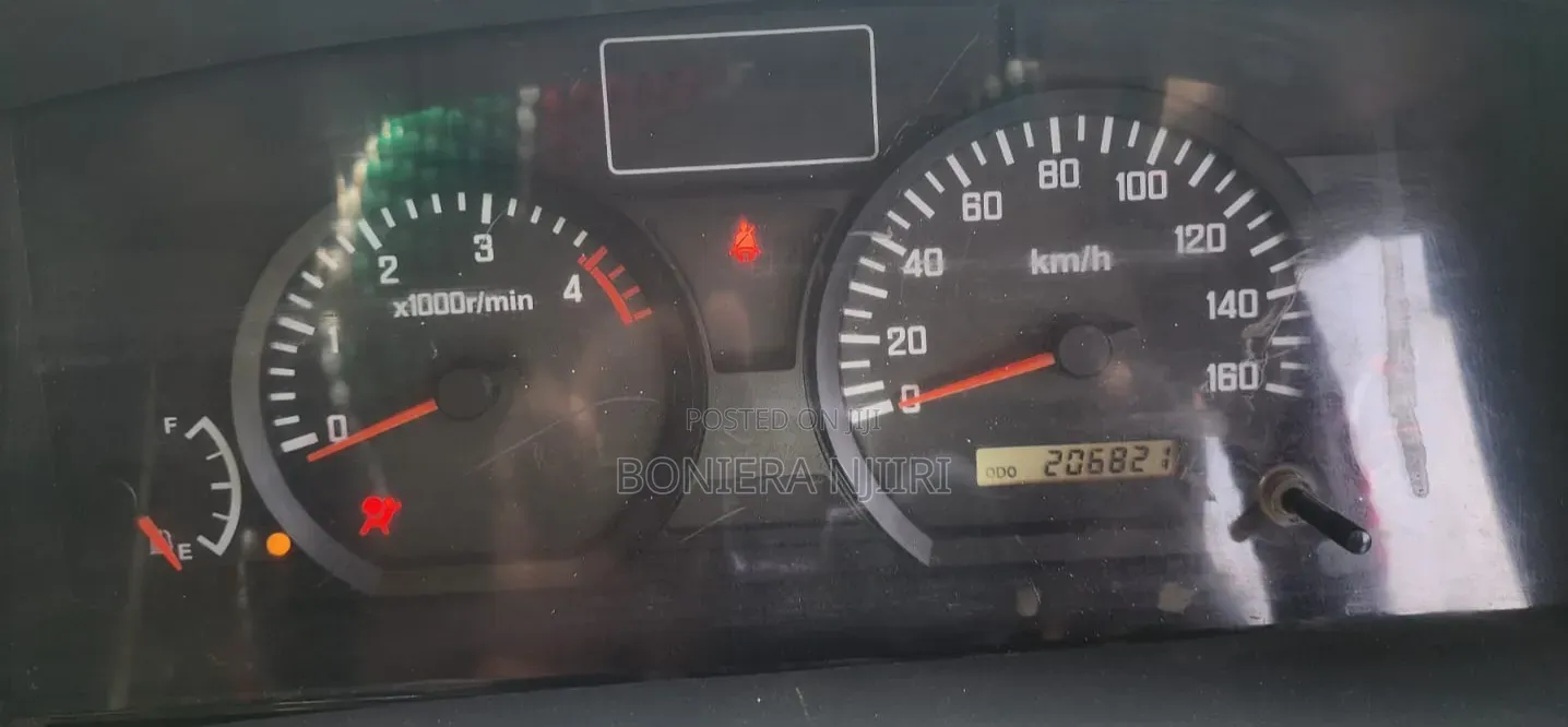 Isuzu NMR Open Body