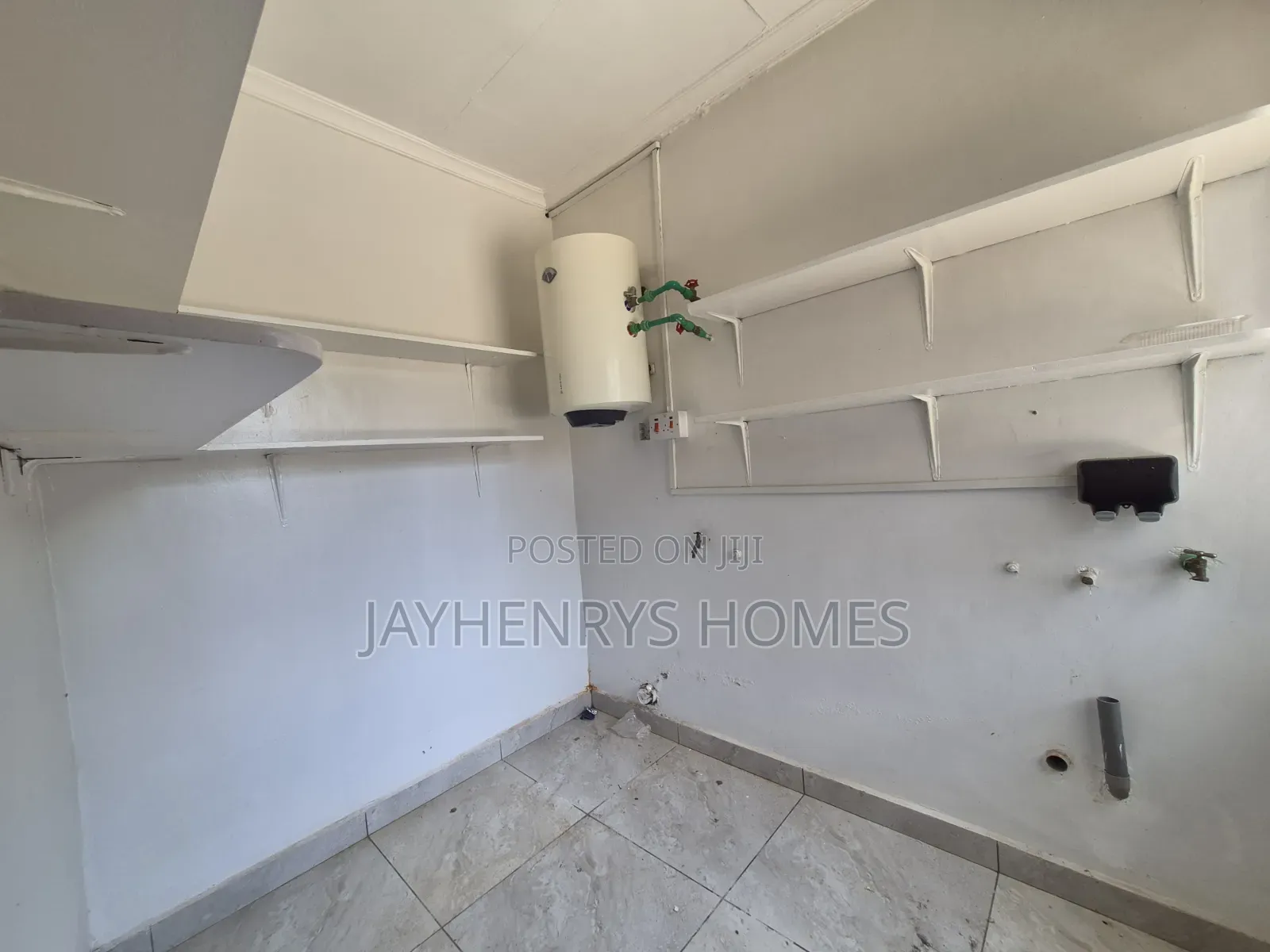 5bdrm House in Runda for rent