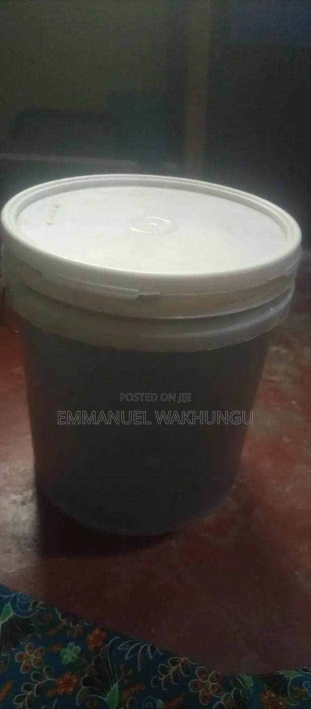 Raw Tanzanian Honey - main view