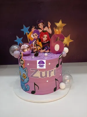 Birthday Cakes – Custom Designs, Villa Valentino