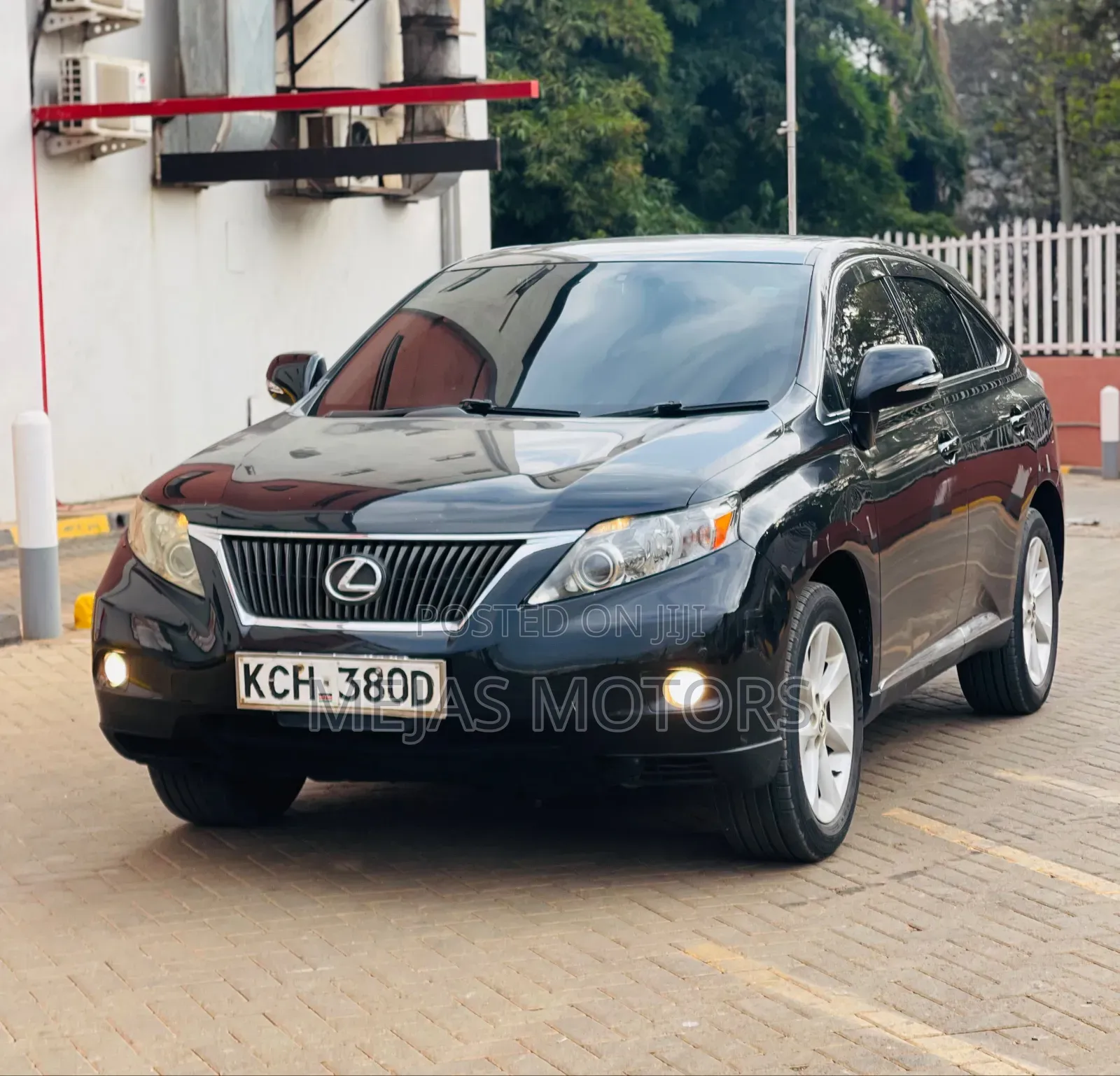 Lexus LX 570 2011 Black