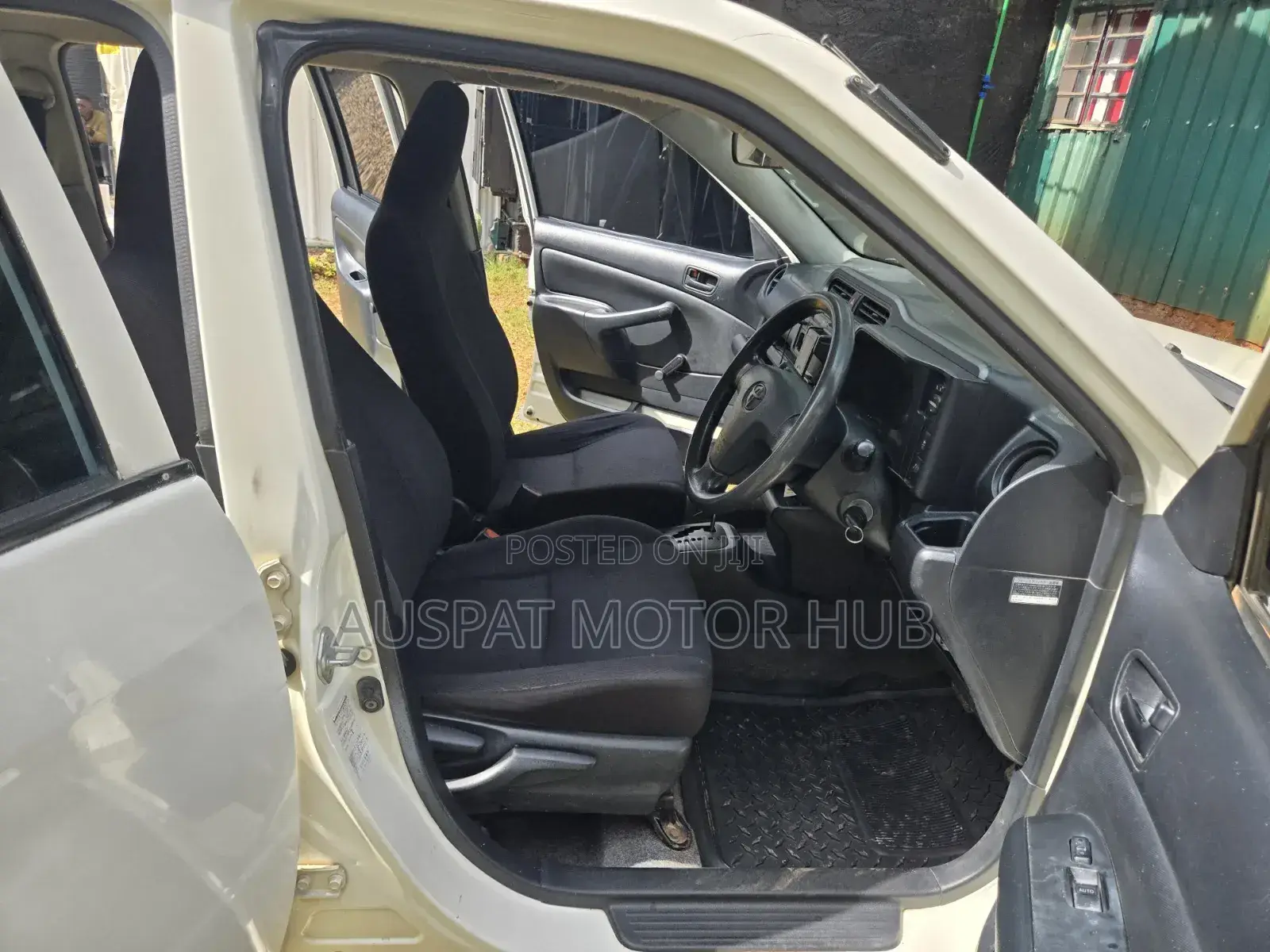 Toyota Probox 1.5 DX 2WD 2014 White