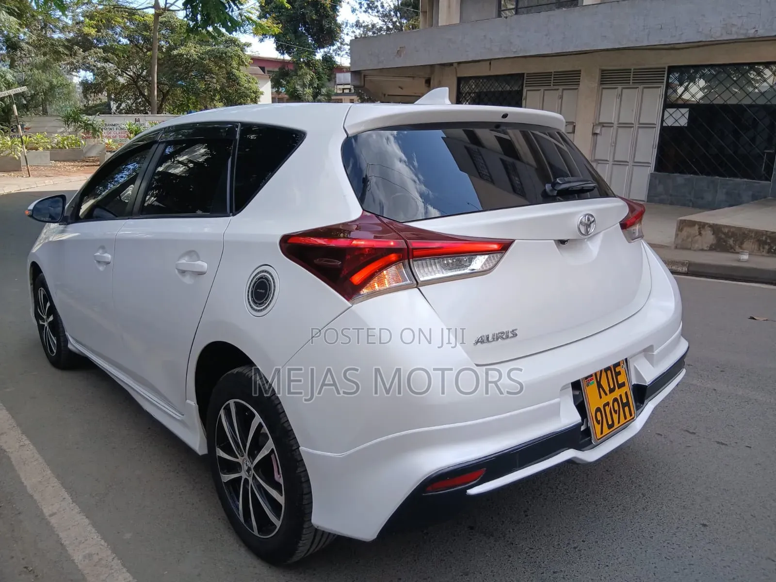 Toyota Auris 2015 White