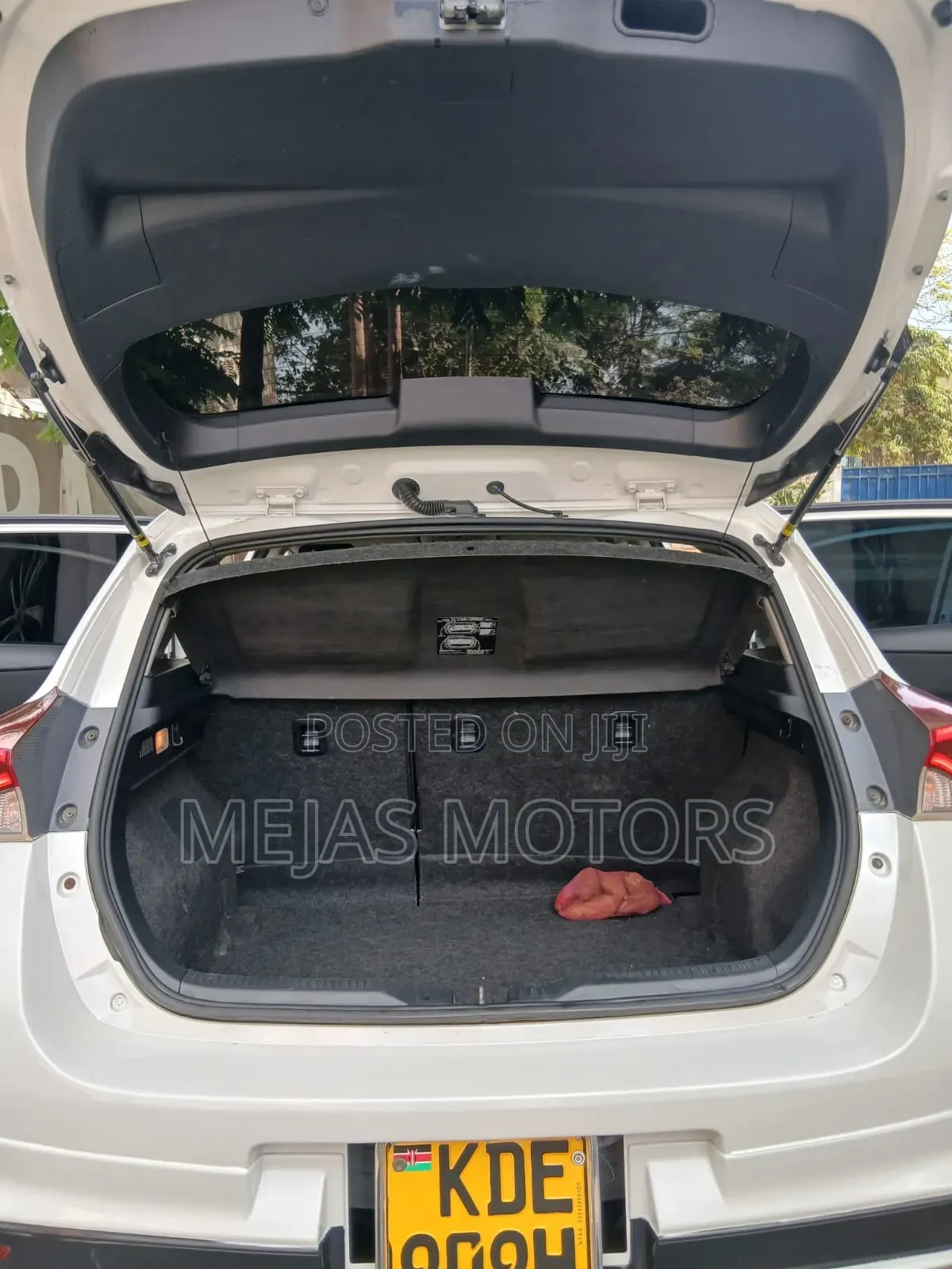 Toyota Auris 2015 White