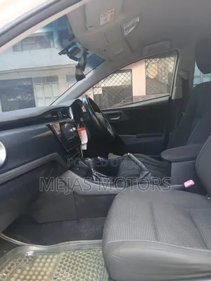 Toyota Auris 2015 White