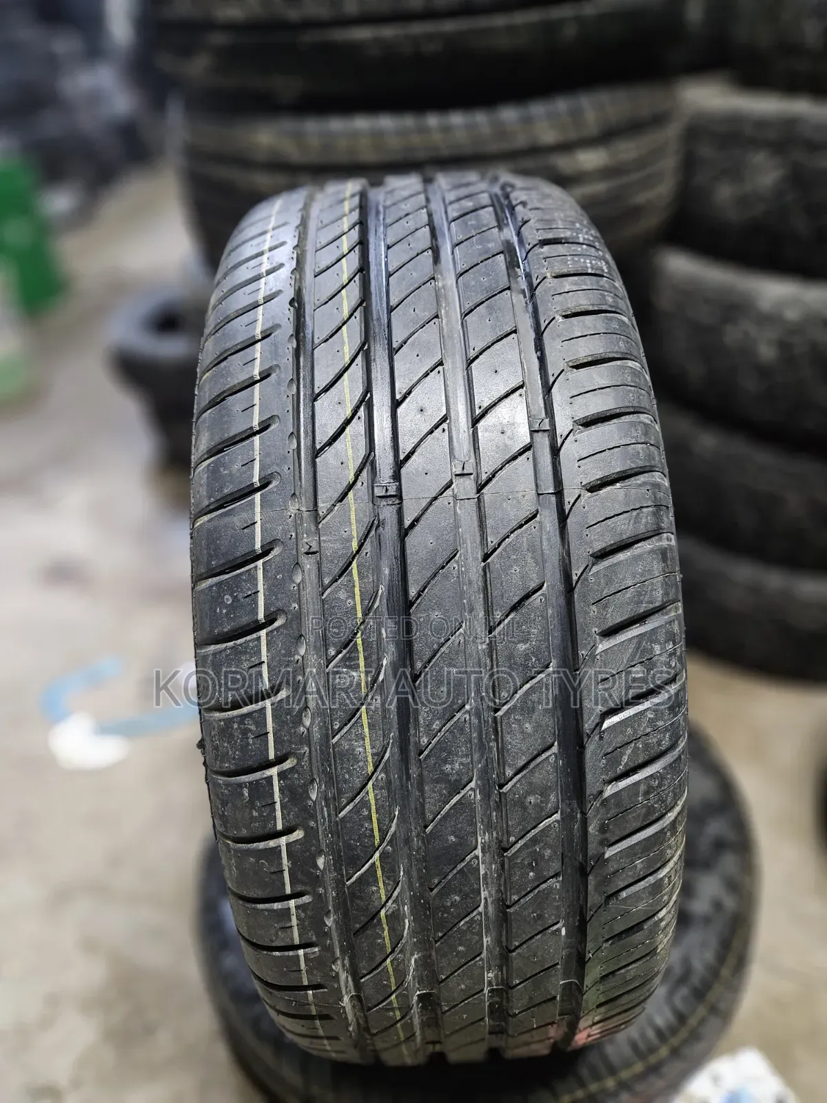 235/55r17 Zextour Tire