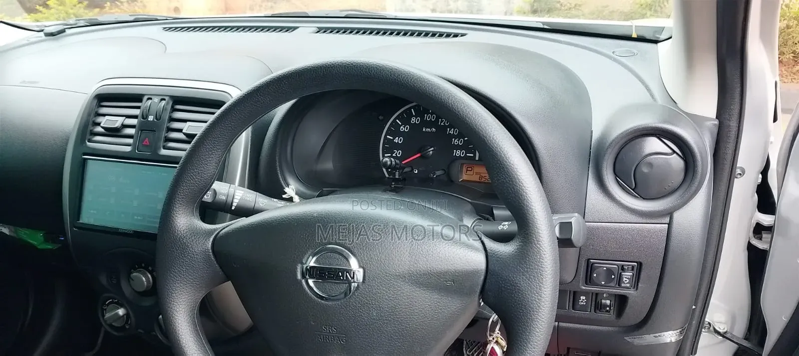 Nissan March 2019 Silver