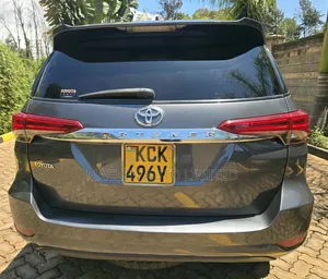 Toyota Fortuner 2016 Gray