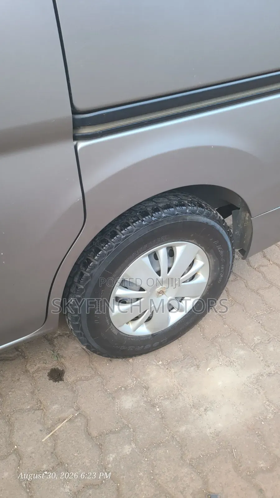 Nissan NV100 Clipper 2013 Gray