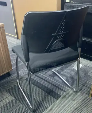 Office Chair; Mesh + Fabric Visitor Chair