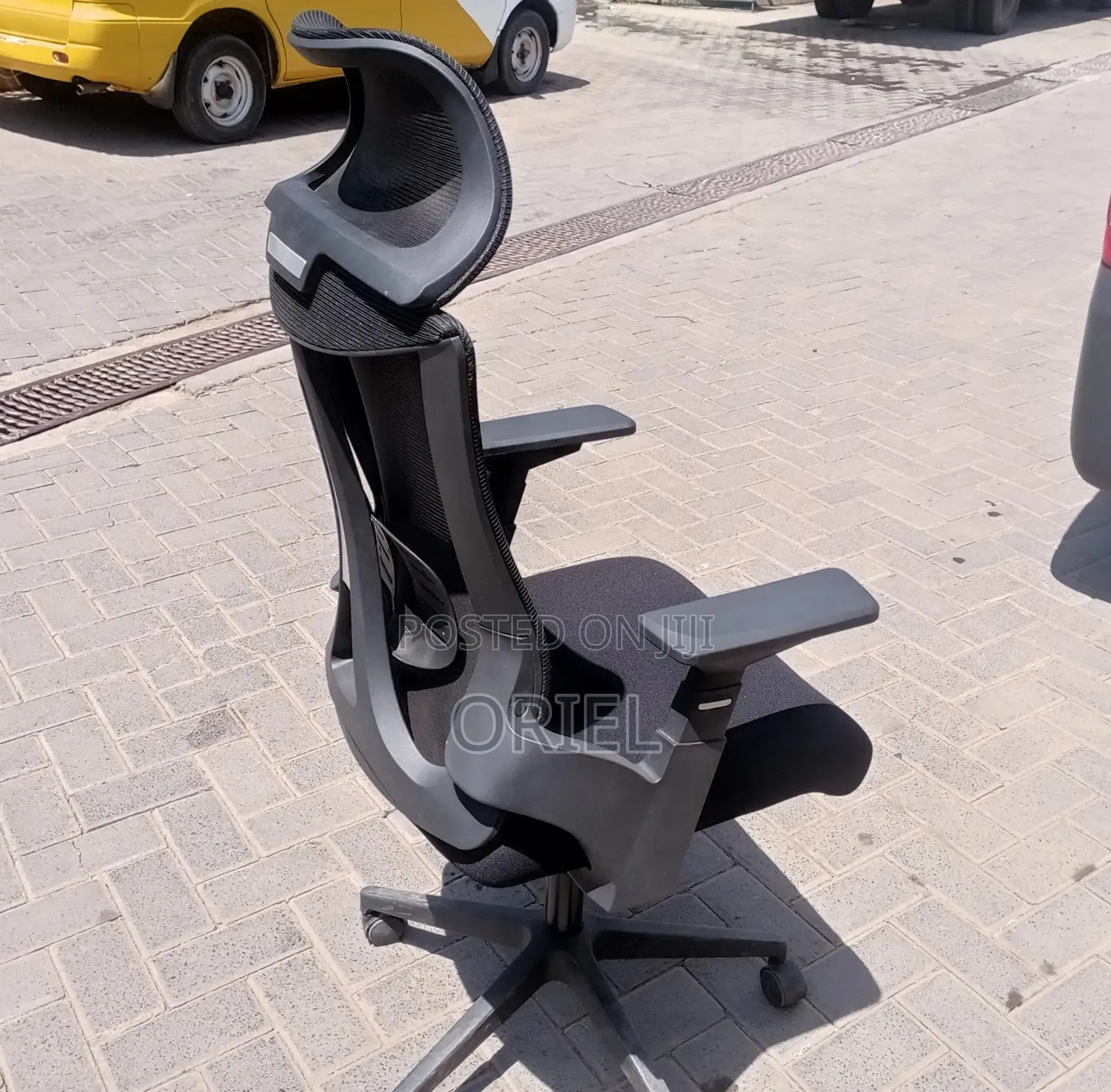 Orthopedic Office Chair : Office Staff Working Chair