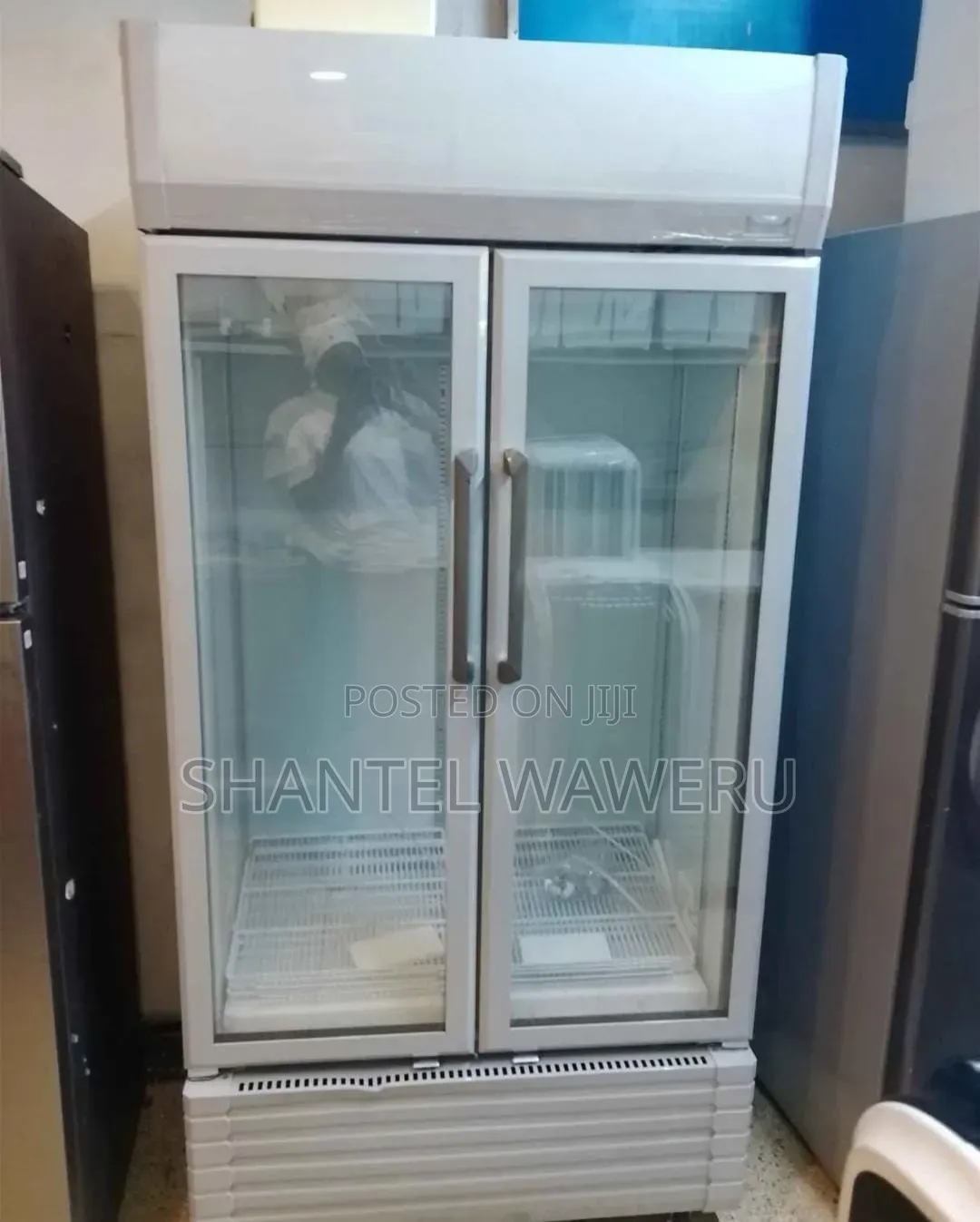 2 Specious Exuk Doorefrigerator Display