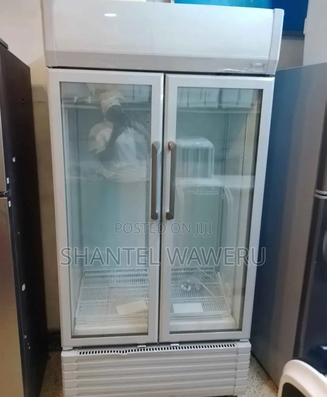 2 Specious Exuk Doorefrigerator Display