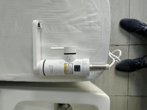 Instant Water Heater Basin Tap White